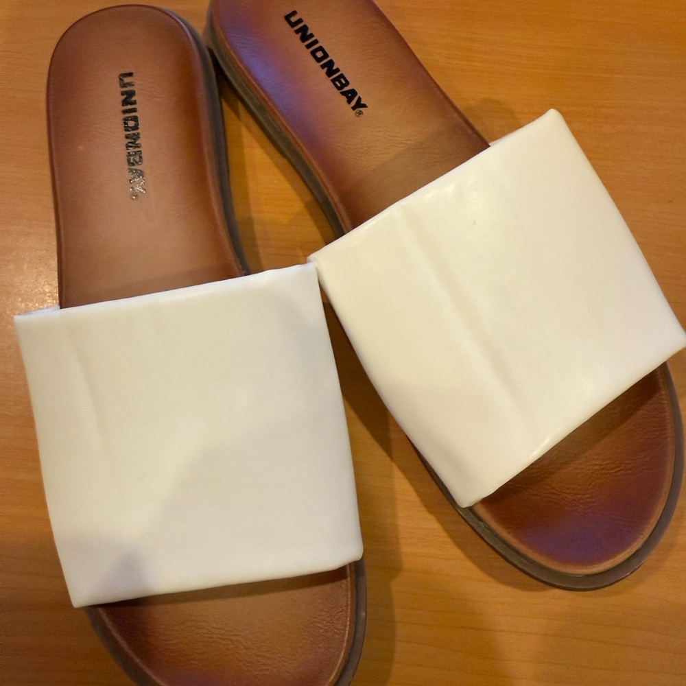 UNIONBAY White Slide Sandals